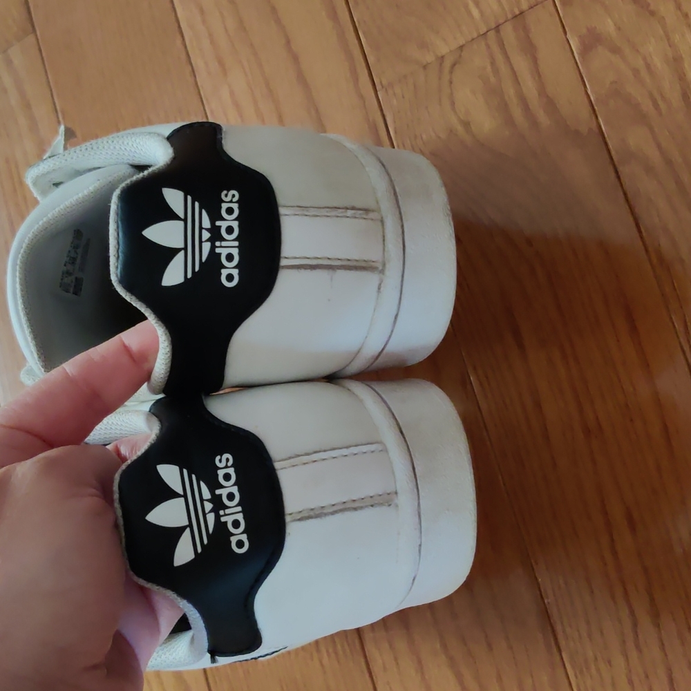 Cute girls adidas sneakers - Picture 5 of 6